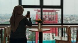 Pengunjung Wisata Tower Ampera Palembang (IDN Times/Feny Maulia Agustin)