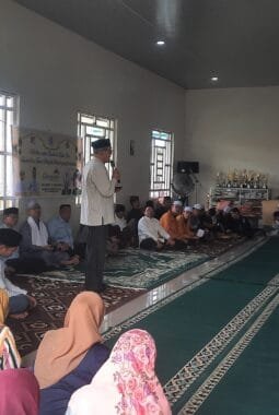 Penutupan Pesantren Ramadhan SMAN 9 Palembang Disertai Pembagian Baksos