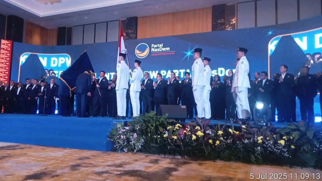 Pelantikan Herman Deru Pimpin Kembali NasDem