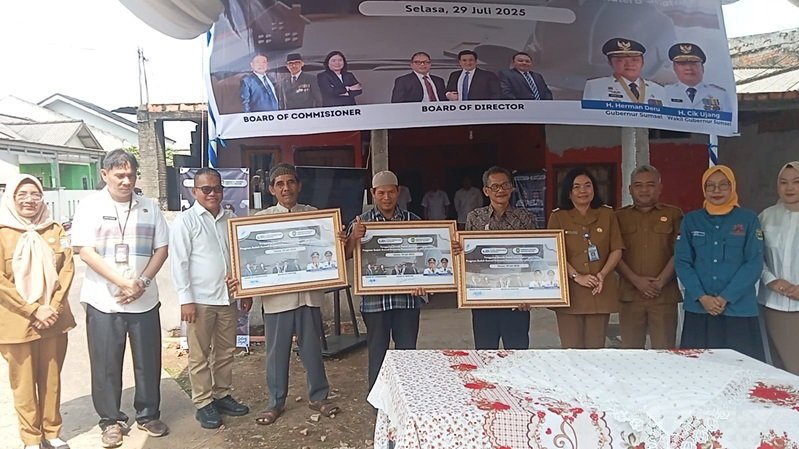 Resmikan Program Bedah Rumah PT TSM (Perseroda), Regina Apriyanti Apresiasi Kinerja Direksi dan Manajemen, Penerima Manfaat Ungkap Rasa Syukur