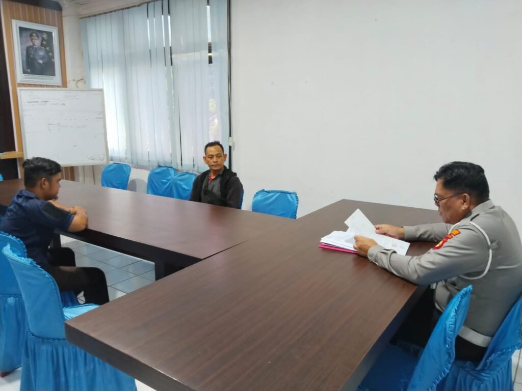 Satlantas Polresta Palembang Selesaikan Kasus Laka Lantas Lewat Restorative Justice, Dua Pihak Sepakat Berdamai